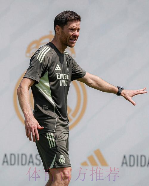 是否担心短期未来? 阿隆索:重要的是皇马 非我个人 是否担心短期未来? 阿隆索:重要的是皇马 非我个人